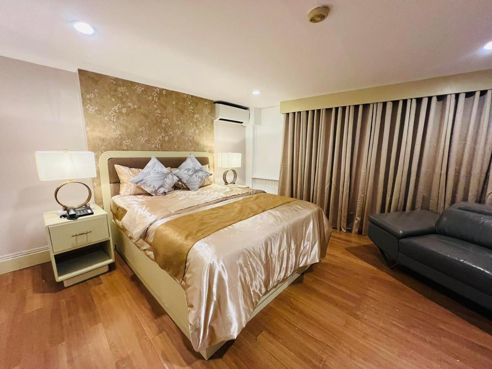 Arzo Hotel Manila Bagian luar foto